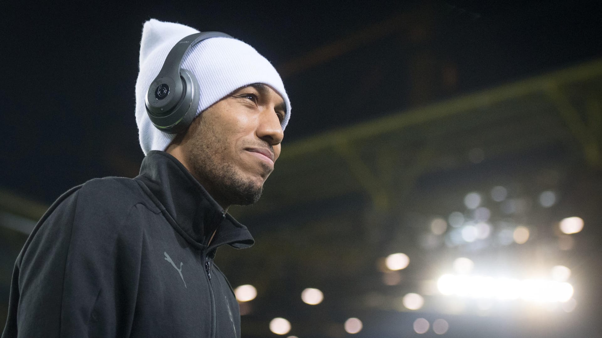 Pierre-Emerick Aubameyang: Der Dortmunder Torjäger sorgte parallel zum Hertha-Spiel für den nächsten Eklat. Pierre-Emerick Aubameyang: Der Dortmunder Torjäger sorgte parallel zum Hertha-Spiel für den nächsten Eklat.