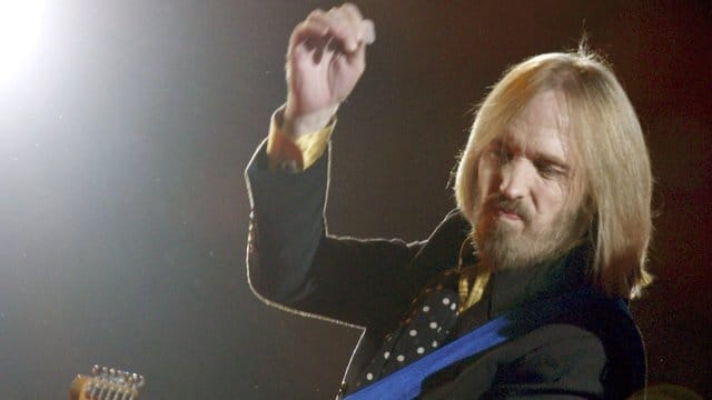 Tom Petty hatte zu viele Medikamente gegen seine Schmerzen eingenommen. Tom Petty hatte zu viele Medikamente gegen seine Schmerzen eingenommen.