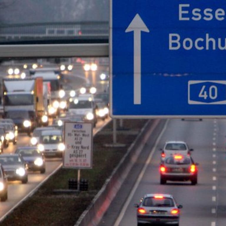 Die Autobahn A40 in Bochum.