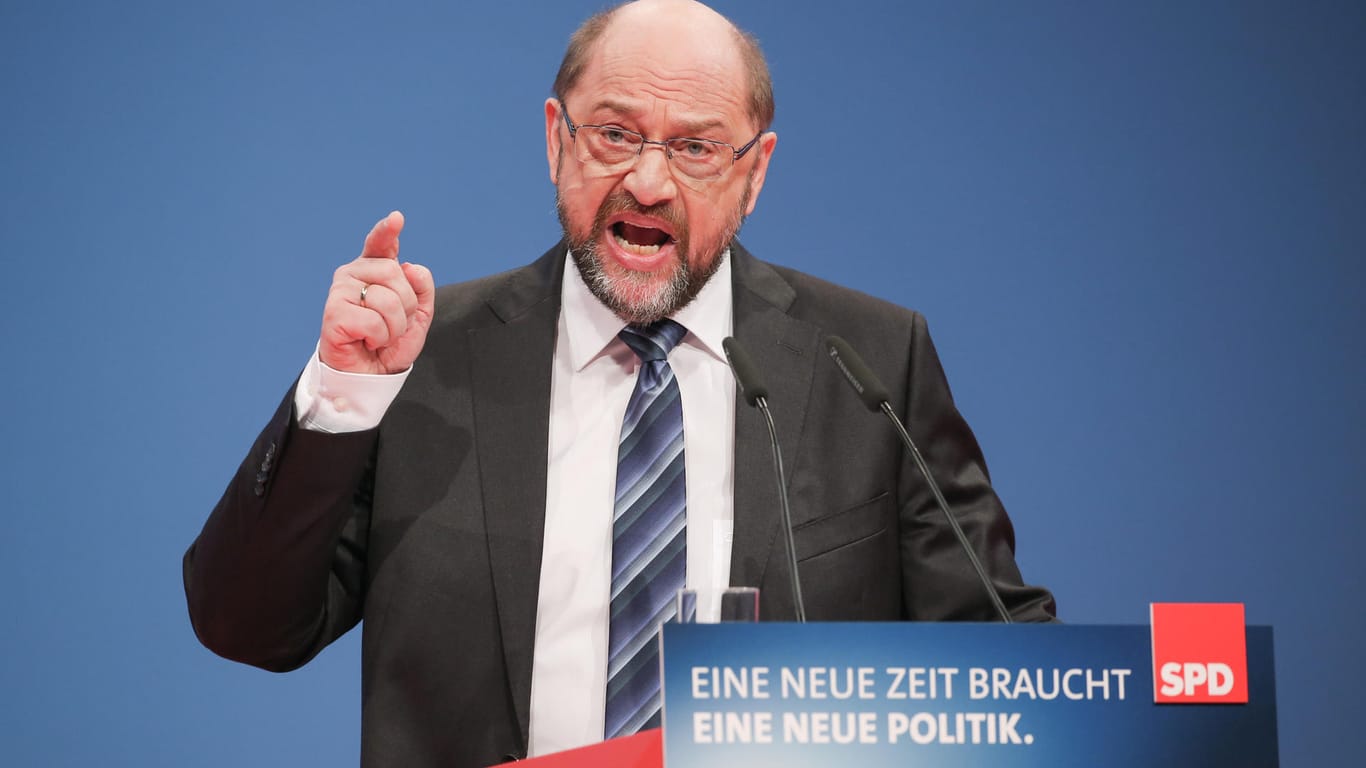 Martin Schulz beim SPD-Sonderparteitag: Der Parteichef warb energisch für die Aufnahme von Koalitionsverhandlungen mit CDU und CSU.