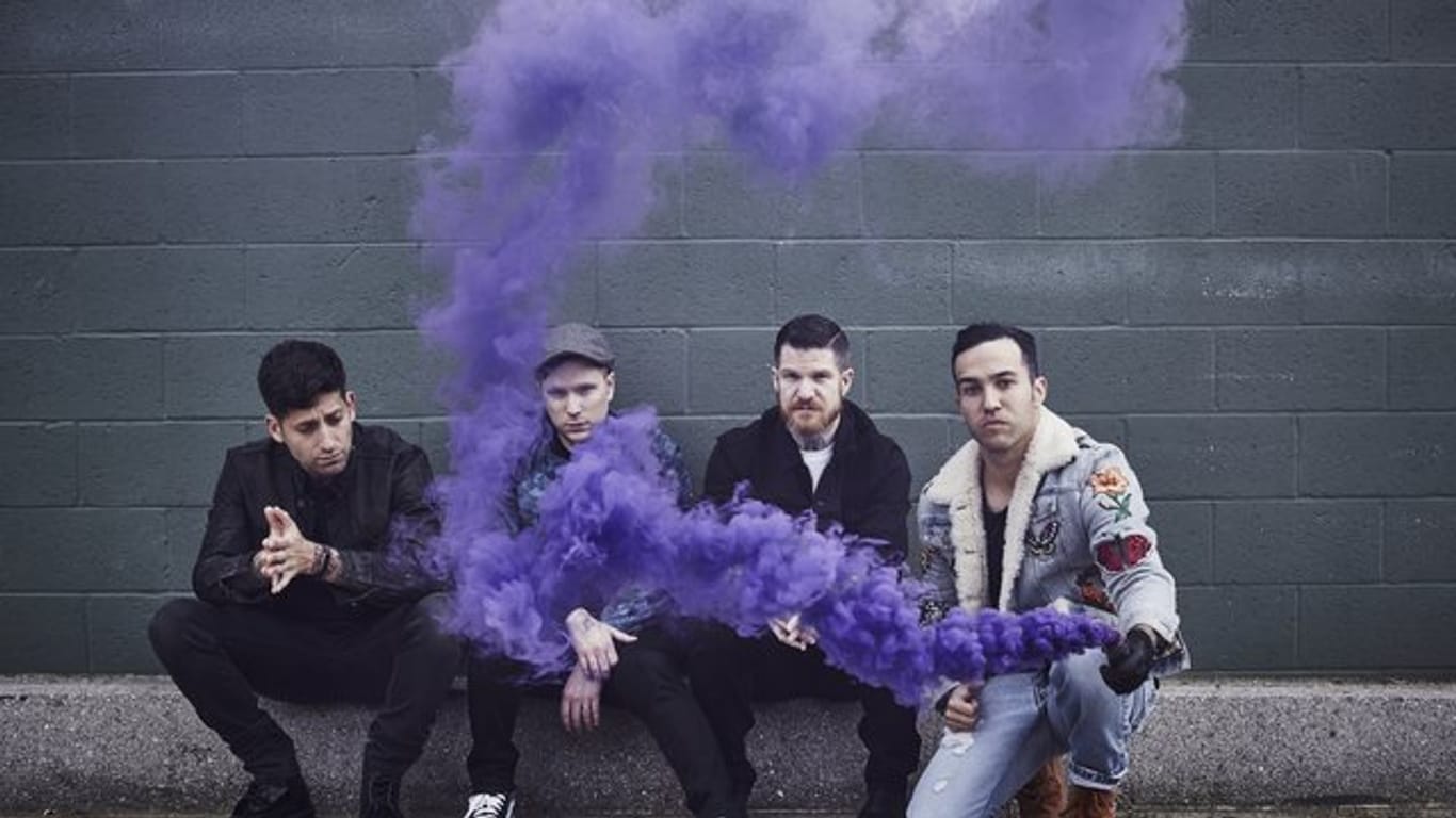 Das neue Album von Fall Out Boy ist mit Verzögerung erschienen.