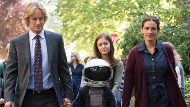 Die Familie Pullmann (Owen Wilson, Jacob Tremblay, Izabela Vidovic, Julia Roberts) geht ihren Weg.