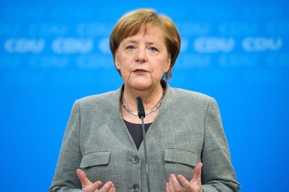 Bundeskanzlerin Angela Merkel spricht im Konrad-Adenauer-Haus in Berlin zur Presse.