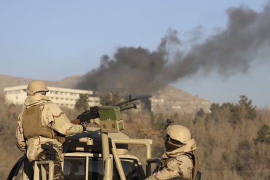 Afghanische Sicherheitskräfte am Intercontinental Hotel in Kabul.