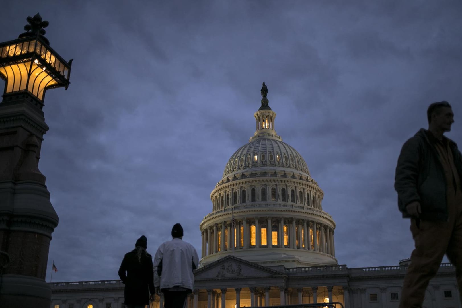 Das Capitol in Washington (USA): In den USA bleiben viele Ämter und Behörden ebenso geschlossen wie bundeseigene Museen, Zoos und andere Freizeiteinrichtungen.