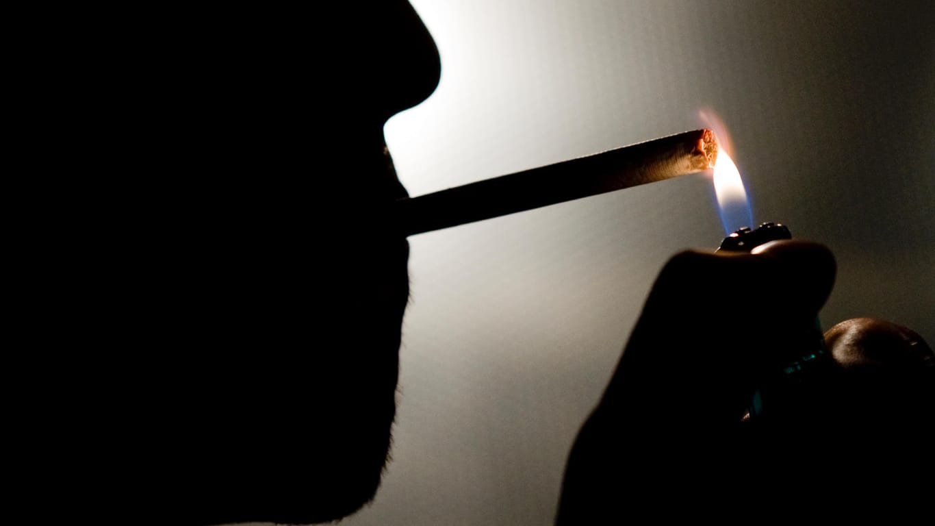 Rauchen wird wieder teurer: Marktführer Philip Morris erhöht zum 1. März die Preise.