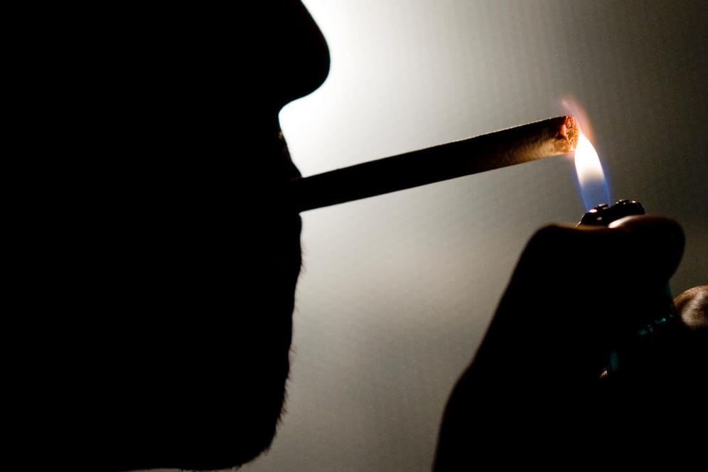 Rauchen wird wieder teurer: Marktführer Philip Morris erhöht zum 1. März die Preise.