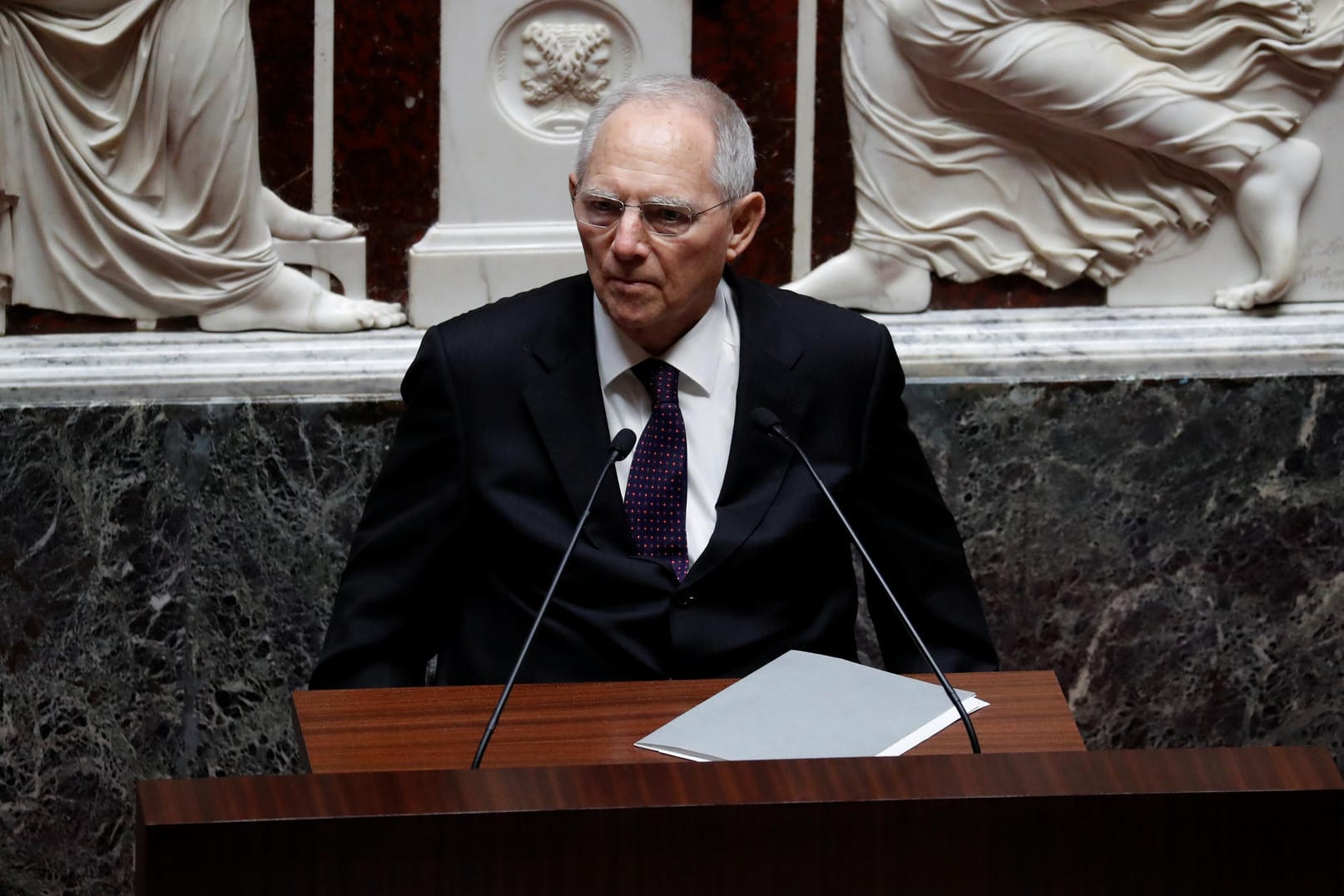 Bundestagspräsident Schäuble in der Nationalversammlung in Paris: Wichtiges Signal für die deutsch-französische Partnerschaft.