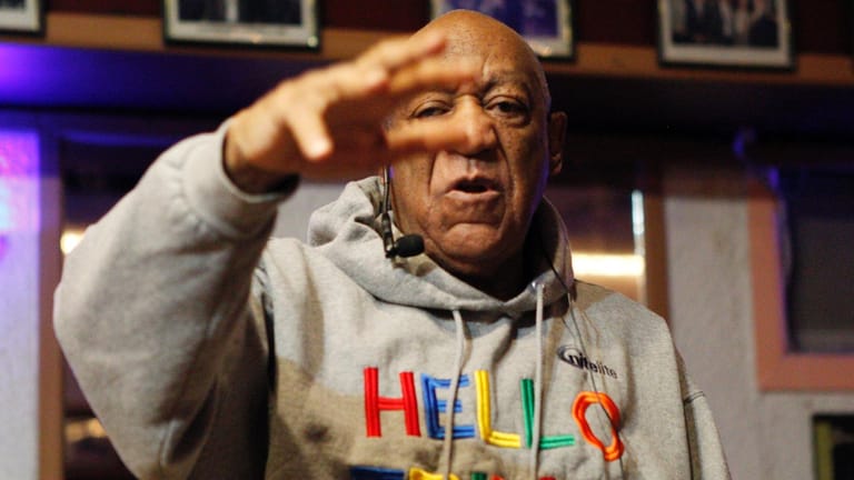 Bill Cosby: Der Comedian performte am Montag im LaRose Jazz Club in Philadelphia – es war sein erster Auftritt nach fast drei Jahren Pause.