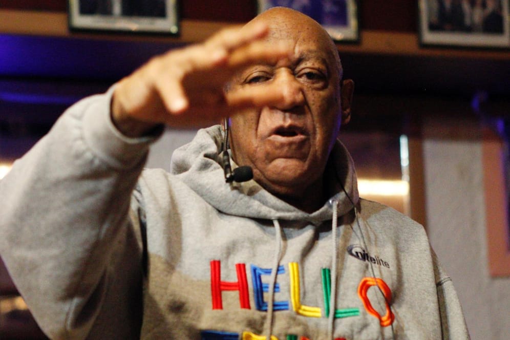 Bill Cosby: Der Comedian performte am Montag im LaRose Jazz Club in Philadelphia – es war sein erster Auftritt nach fast drei Jahren Pause.