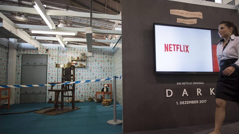 Werbung für die Serie "Dark": Netflix gewinnt durch eigene Serien neue Kunden