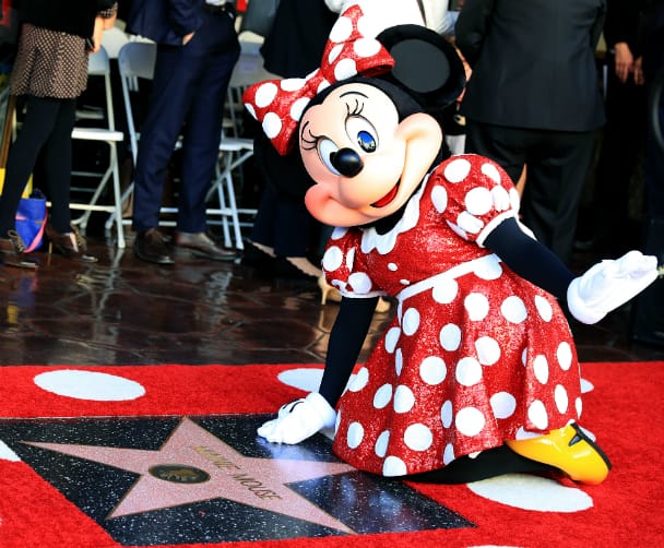 Minnie Maus weiht in Los Angeles ihre Sternplakette ein.