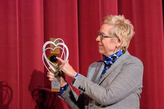 Doris Dörrie hat beim Filmfestival Max Ophüls Preis den Ehrenpreis erhalten.