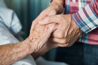 Todeszeitpunkt: Mit dem neuen Algorithmus könne früher festgestellt werden, ob und ab welchem Zeitpunkt ein Patient eine umfassende palliative Pflege benötige.