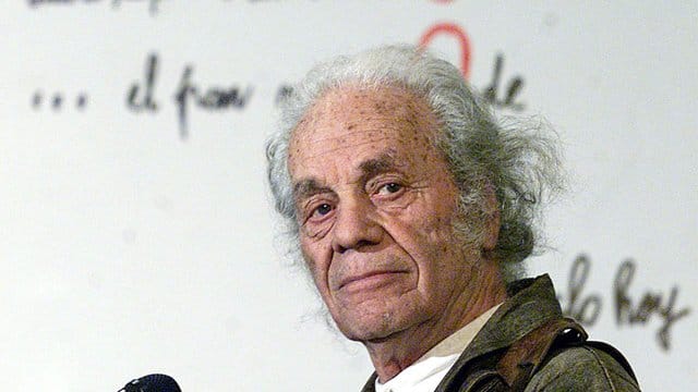 Nicanor Parra (2011).