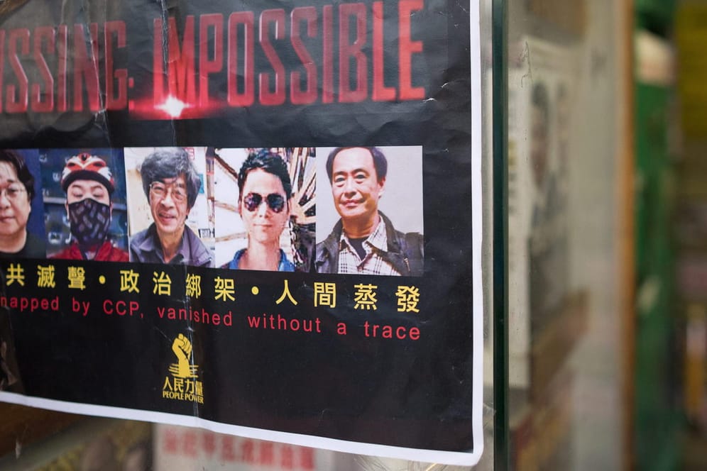Bilder von fünf damals vermisster Buchhändler in China: Gui Minhai erneut in China verschwunden.