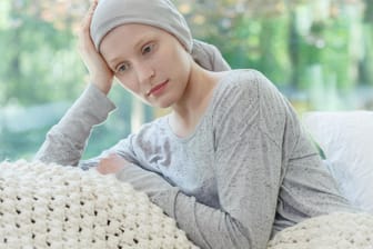 Psychischer Einfluss auf Krebserkrankung: Es gibt keine eindeutigen wissenschaftlichen Belege dafür, dass seelische Belastungen und Stress Krebs auslösen können.