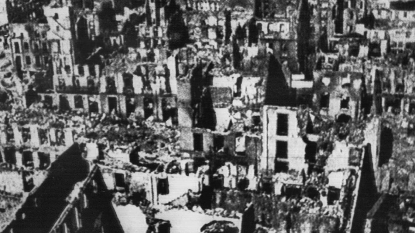 Undatiertes Archivbild der Stadt Guernica: So sah Guernica aus, nachdem die deutsche Luftwaffeneinheit «Legion Condor» sie 1937 bombardiert hatte.