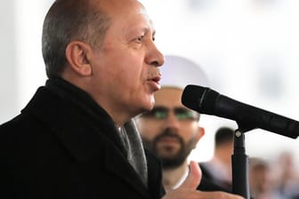 Der türkische Präsident Recep Tayyip Erdogan verkündet erste Erfolge der Militäroffensive «Olivenzweig».