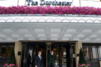 Das Dorchester Hotel in London: Hier fand die Spendengala des "Presidents Club", auf der es zu den Übergriffen kam, statt.