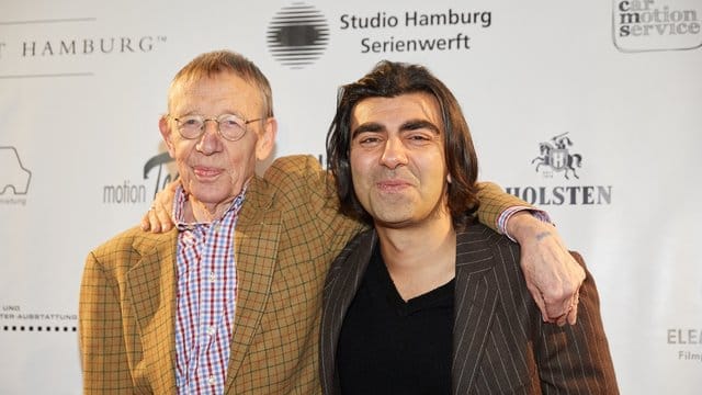 Hark Bohm (l) und Fatih Akin haben gemeinsam das Drehbuch zu dem NSU-Drama "Aus dem Nichts" geschrieben.