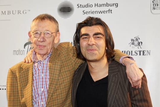 Hark Bohm (l) und Fatih Akin haben gemeinsam das Drehbuch zu dem NSU-Drama "Aus dem Nichts" geschrieben.