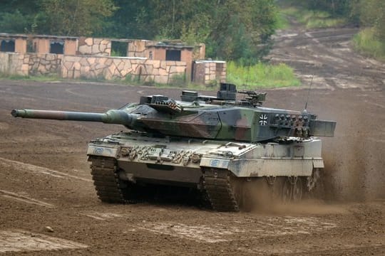 Weltweit gefragt: Ein deitscher Kampfpanzer vom Typ Leopard 2A6.