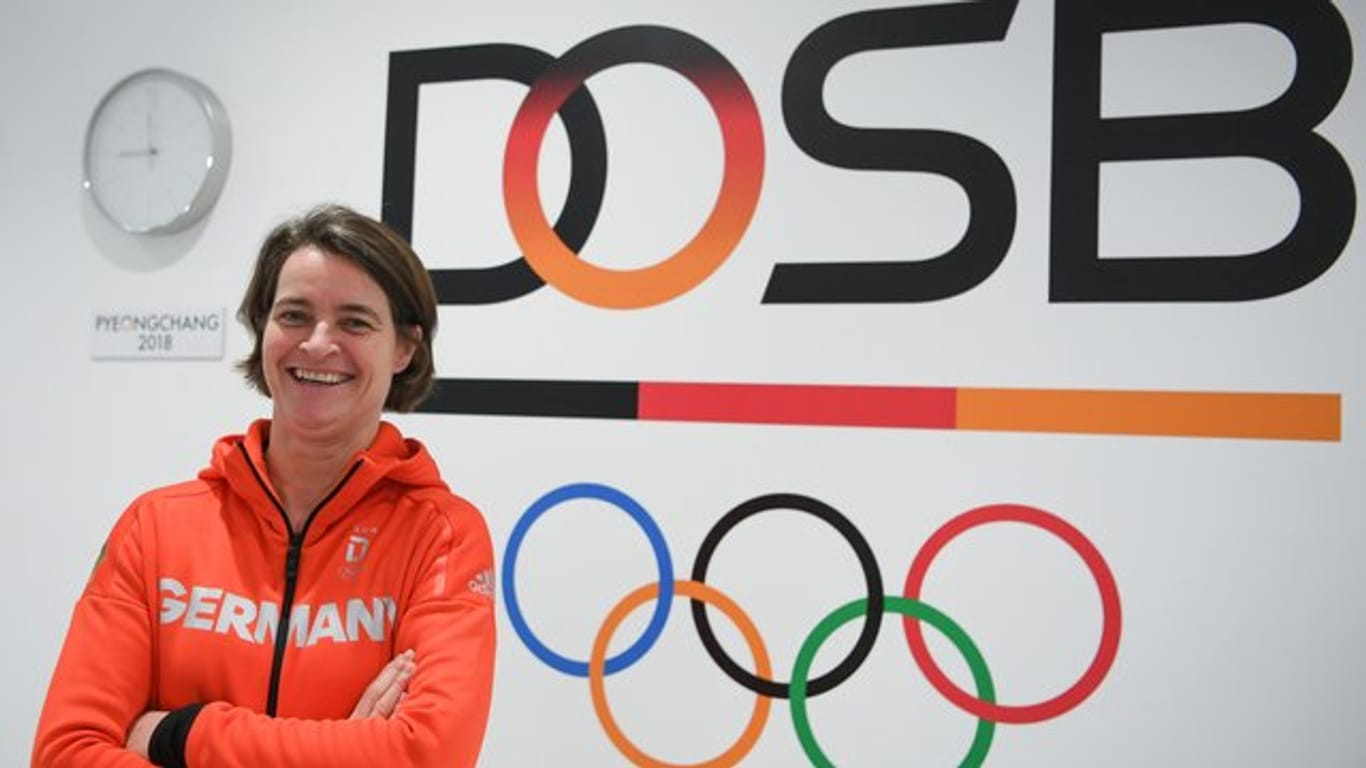 DOSB-Vorstandsvorsitzende Veronika Rücker möchte den Druck von den deutschen Athleten nehmen.