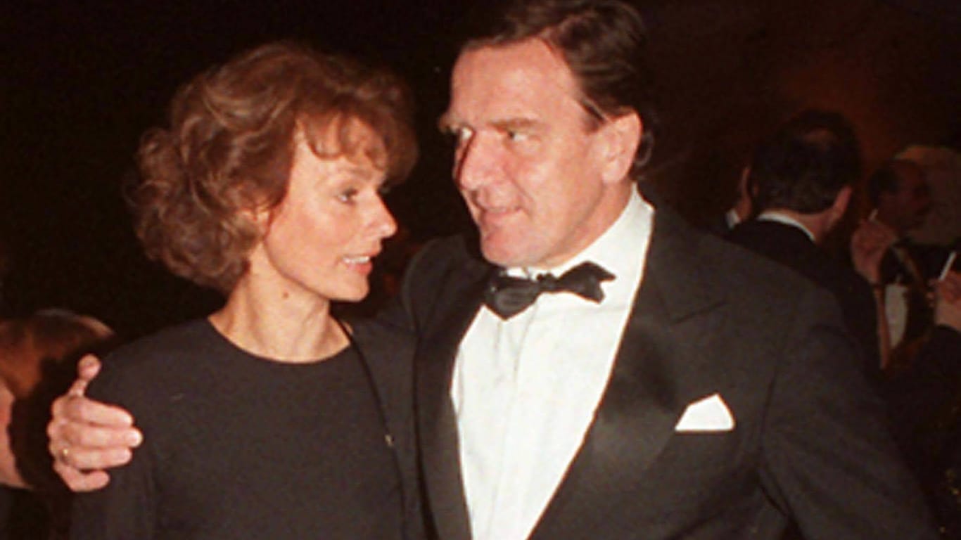 Hiltrud Hampel: Mit ihr war Gerhard Schröder von 1984 bis 1997 verheiratet.