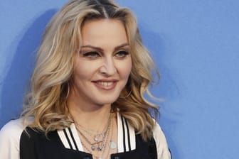 Madonna: Die Sängerin erregt mit einem Foto im Netz Aufmerksamkeit.