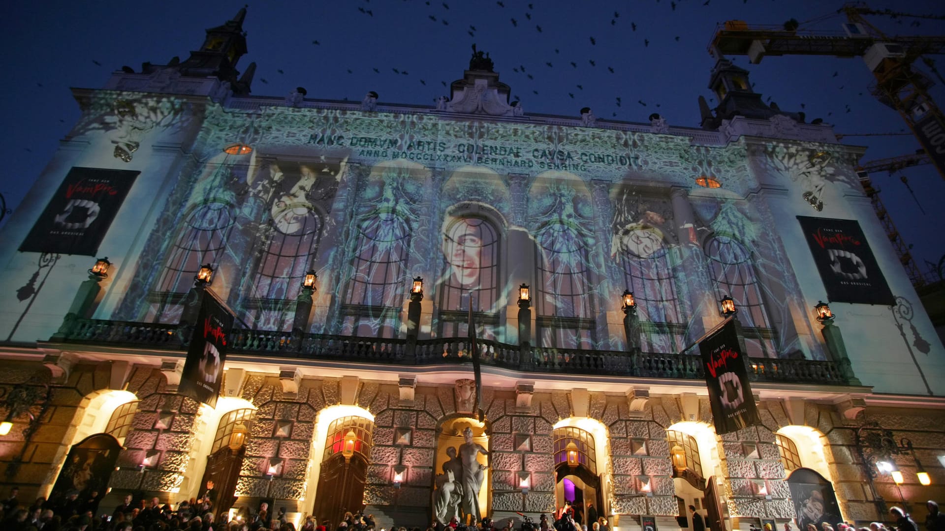 Tanz der Vampire Musicalpremiere: Im Theater des Westens in Berlin.