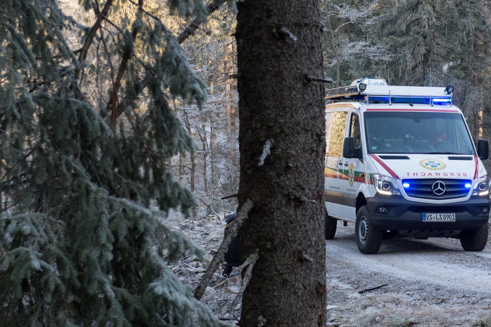 Ein Einsatzfahrzeug der Bergwacht: Die Suche nach den verirrten Urlaubern dauerte mehrere Stunden.