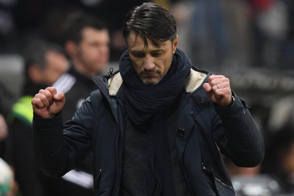 Frankfurts Trainer Niko Kovac jubelt nach dem Tor zum 2:0.
