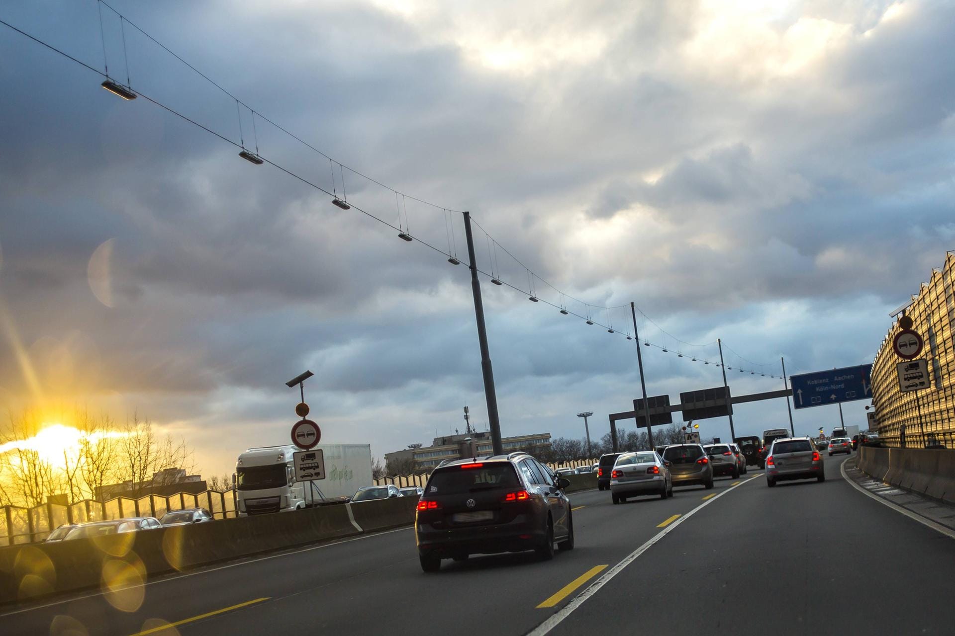 Die Autobahn 1: Hier ereignete sich die Kollision mehrerer Autos.