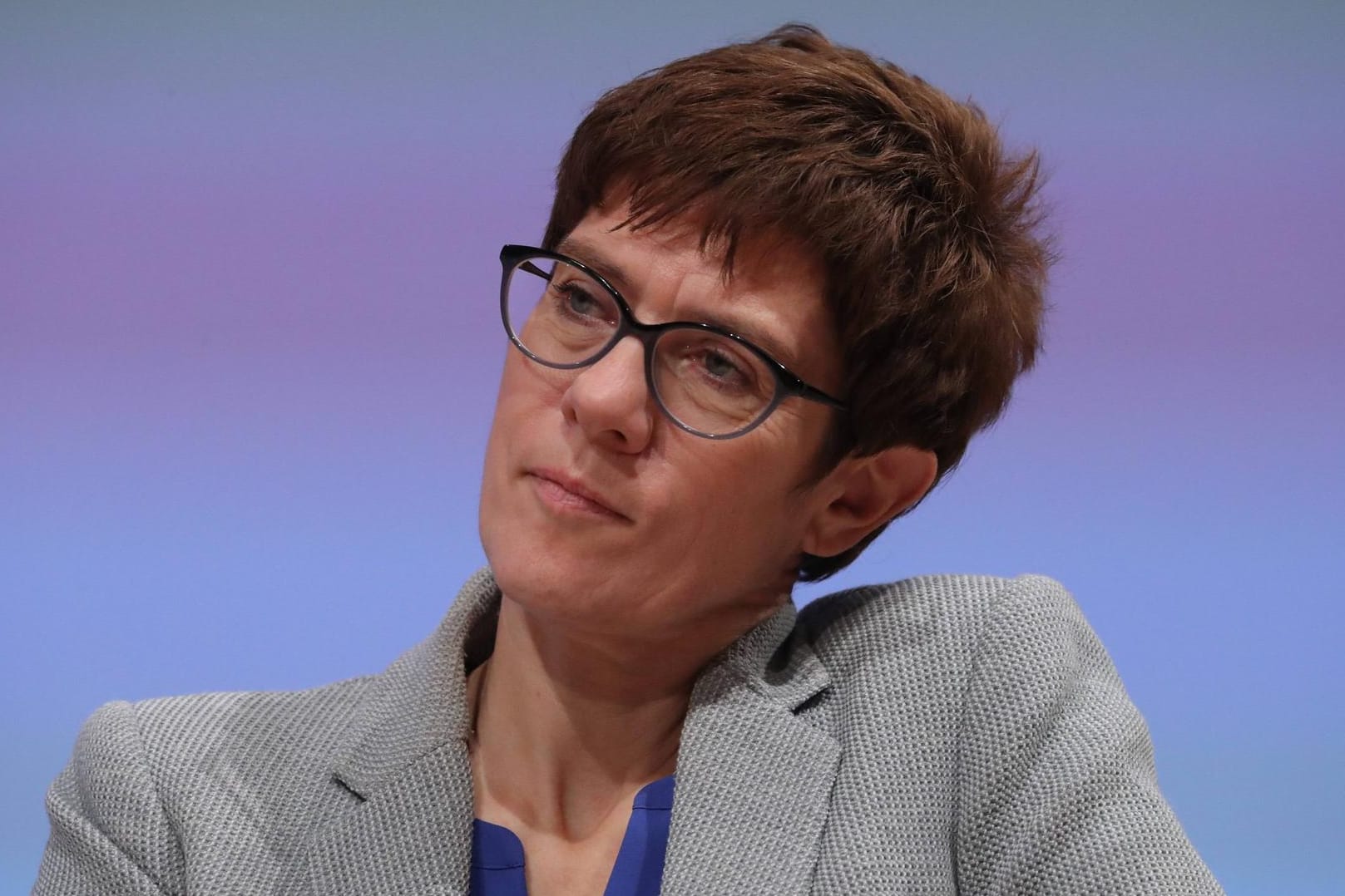 Auf dem Weg zur Genesung: Die saarländische Ministerpräsidentin Kramp-Karrenbauer könne "wieder normal arbeiten".