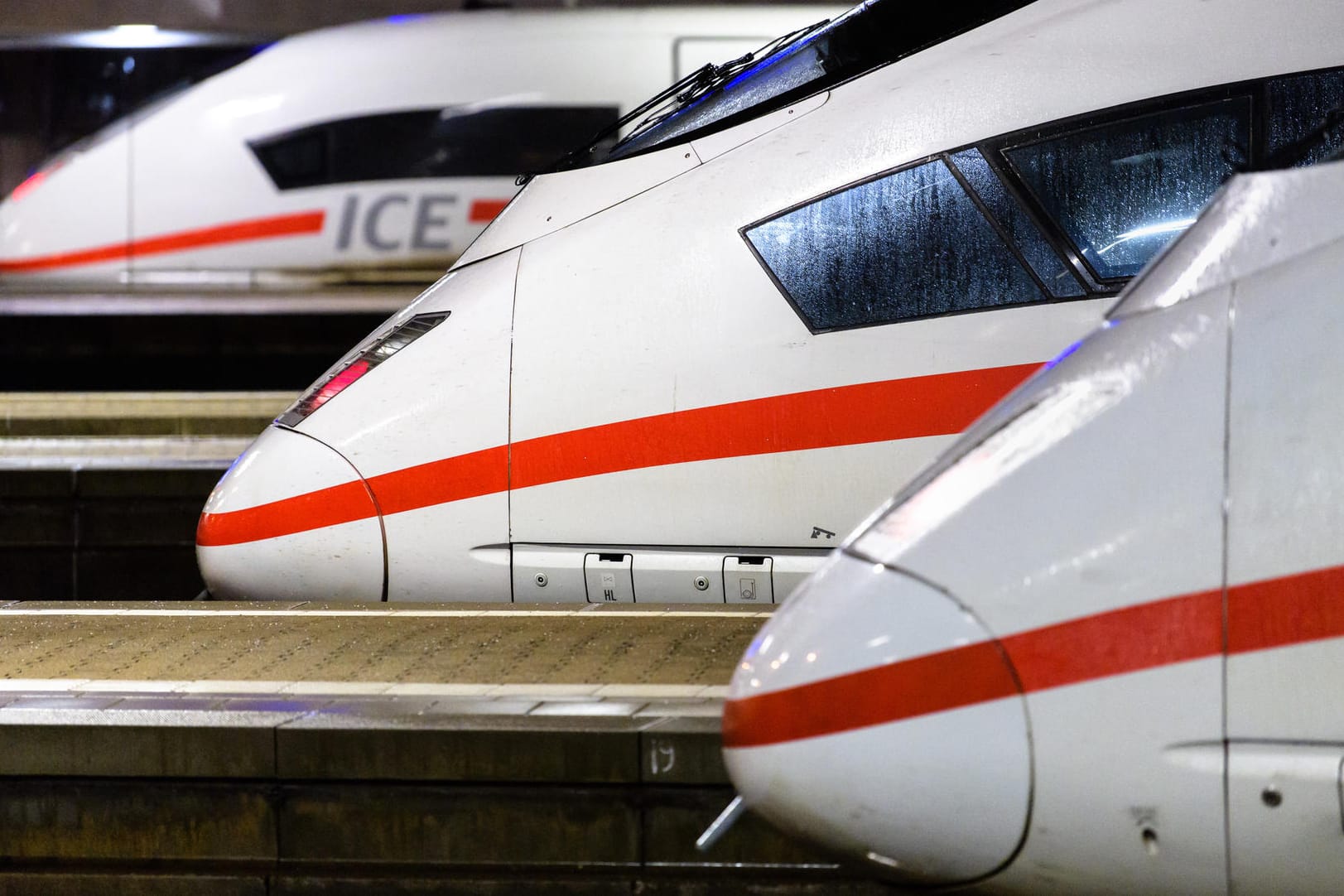 ICE-Züge im Münchner Hauptbahnhof: Allein in diesem Jahr will die Bahn 1000 Lokführer und Lokführer-Azubis einstellen.