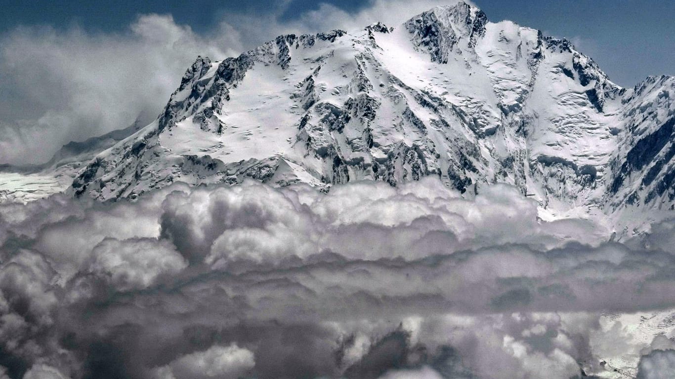 Der Nanga Parbat im Himalaya: Für einen polnischen Bergsteiger wurde der gefährliche Aufstieg zum Verhängnis.