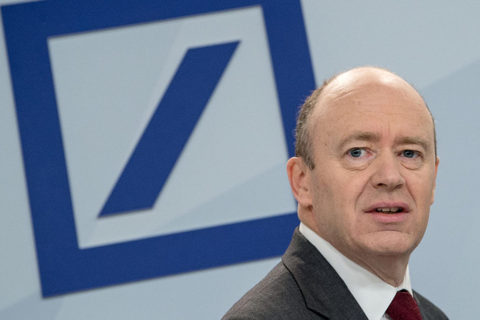 John Cryan, Chef der Deutschen Bank: Ohne Boni hohe gehen die besten Mitarbeiter zur Konkurrenz.