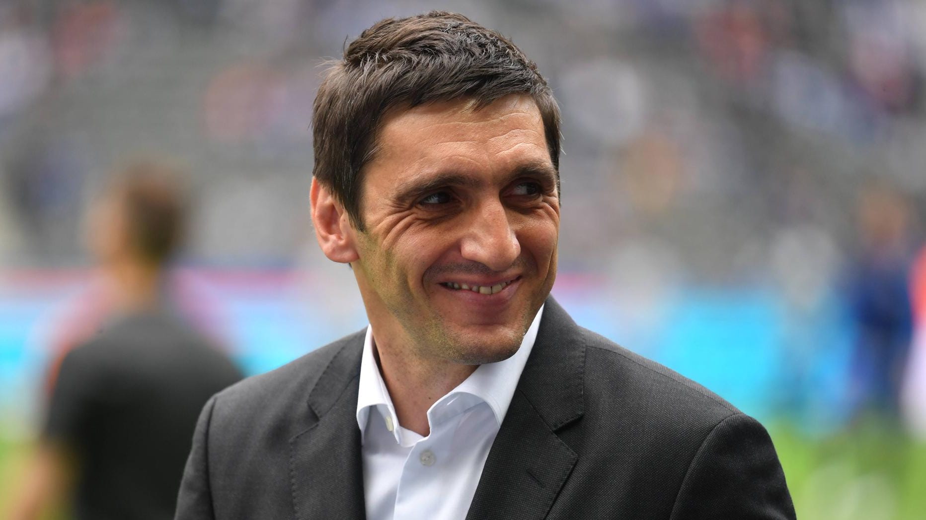 Tayfun Korkut: Zuletzt war der 43-Jährige als Trainer von Bayer 04 Leverkusen tätig. Tayfun Korkut: Zuletzt war der 43-Jährige als Trainer von Bayer 04 Leverkusen tätig.
