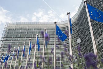 Europäische Kommission: Die Mitgliedstaaten der EU haben sich auf die Voraussetzungen für eine von Großbritannien gewünschte Übergangsphase nach dem Brexit verständigt.