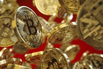 Bitcoin-Münzen: Erster Raubüberfall mit digitaler Beute