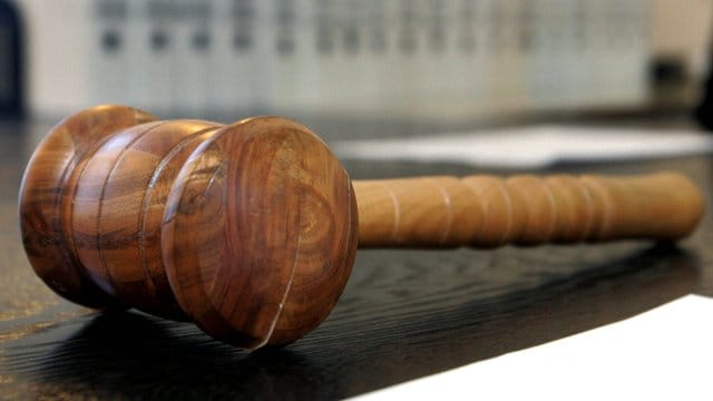 Im Prozess um den Doppelmord von Herne fordert die Staatsanwaltschaft lebenslange Haft. Im Prozess um den Doppelmord von Herne fordert die Staatsanwaltschaft lebenslange Haft.