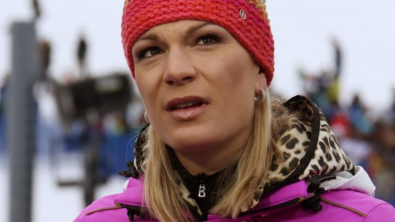 Maria Höfl-Riesch äußterte sich zu den Medaillen-Chancen des deutschen Ski-Teams.