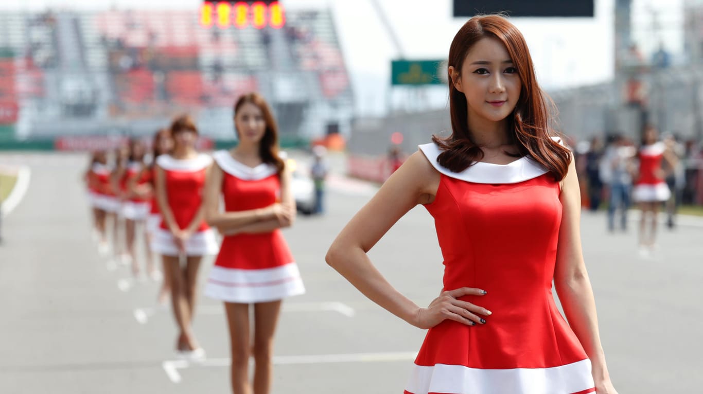Grid Girls bei einem Grand Prix in Korea: Ab der kommenden Saison gibt es sie in der Formel 1 nicht mehr.