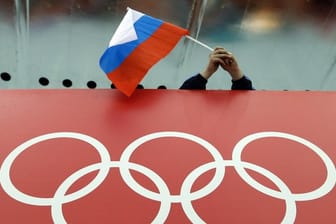 Der Internationale Sportgerichtshof urteilt über den Olympia-Bann von 39 russischen Wintersportlern.