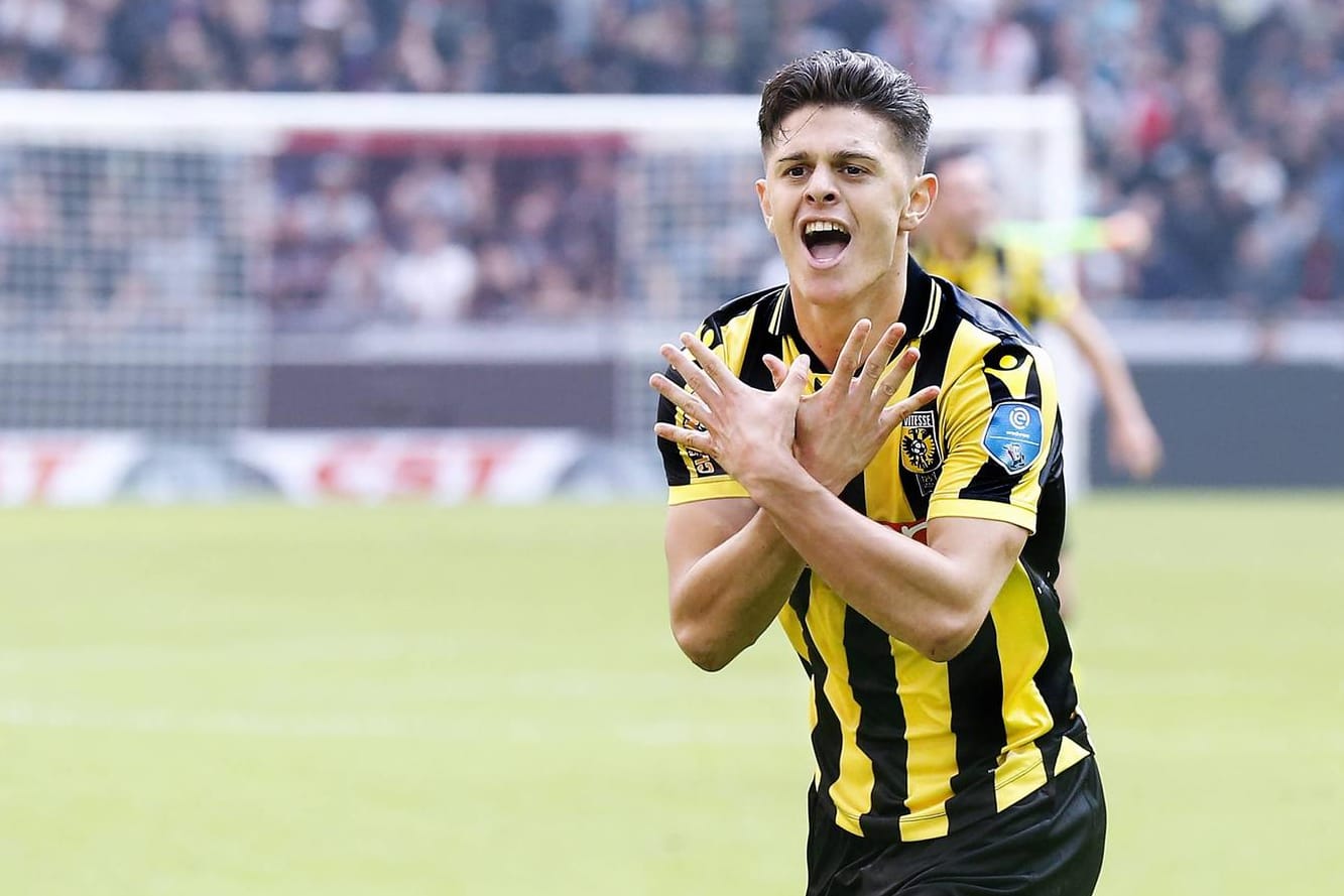 Milot Rashica: Bremens Last-Minute-Kauf kommt für 7 Millionen Euro von Vitesse Arnheim und soll Werders Offensive beleben.