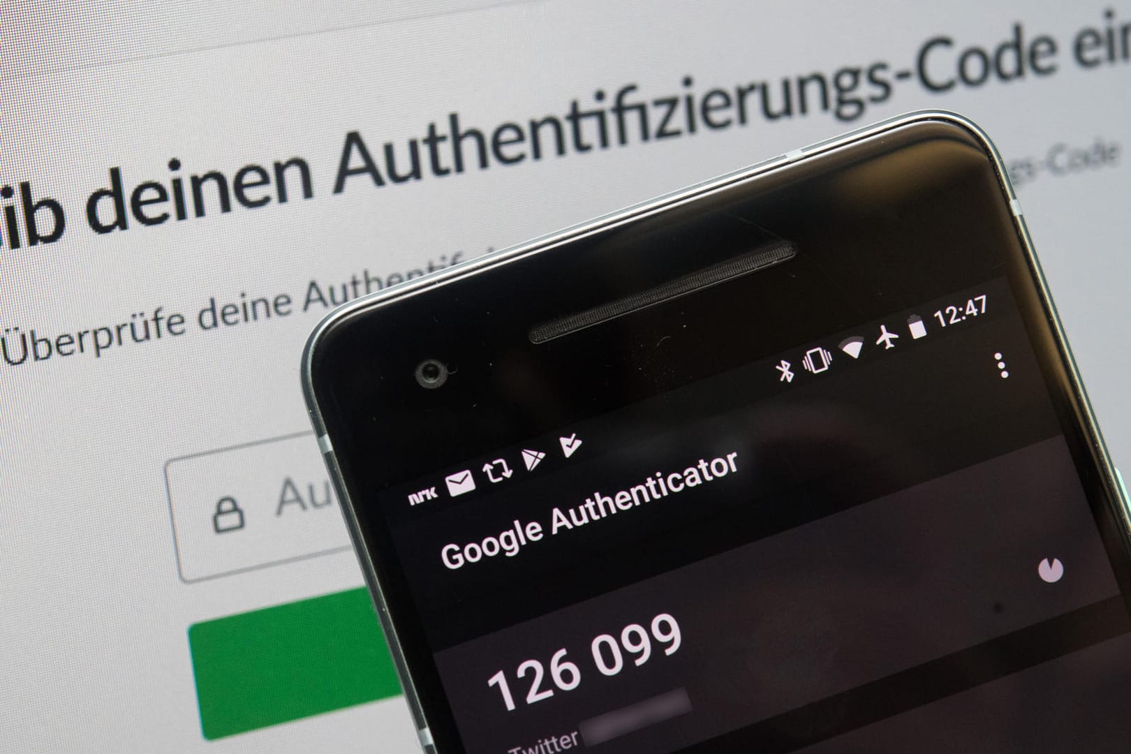 Passwort-App: Online-Konten mit einer Zweifaktor-Authentifizierung schützen