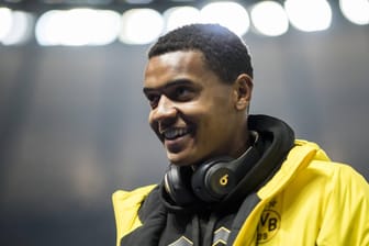 Manuel Akanji: Der Innenverteidiger wechselte für 21,5 Mio. Euro vom FC Basel zu Borussia Dortmund.