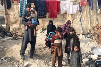 Afghanische Flüchtlinge nach ihrer Rückkehr: Pakistan vollzieht eine Kehrtwende in der Flüchtlingspolitik.