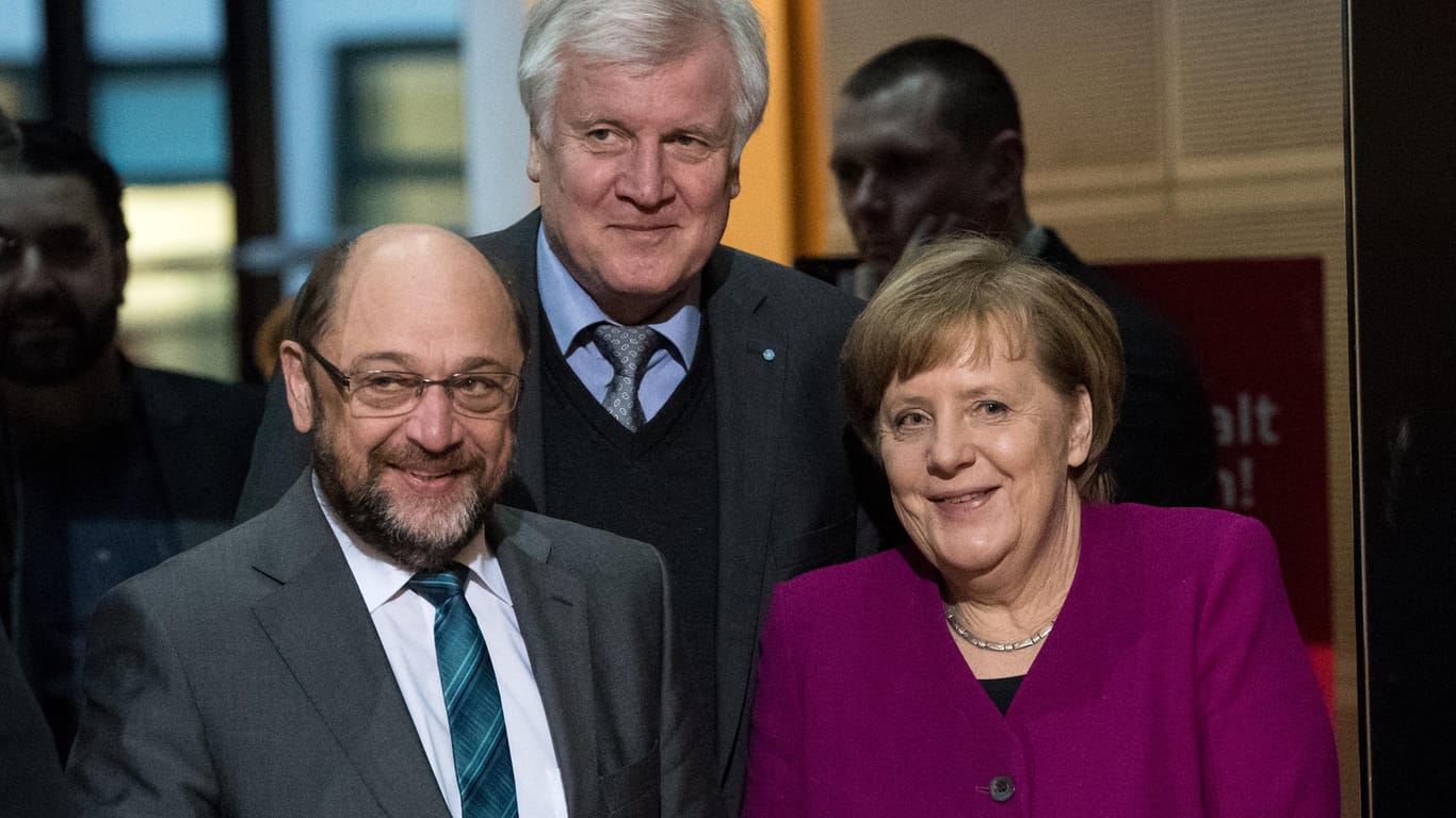 SPD-Chef Schulz, CSU-Chef Seehofer und Kanzlerin Merkel: Noch laufen die Koalitionsverhandlungen von Union und SPD, aber langsam wird ein Koalitionsvertrag sichtbar.